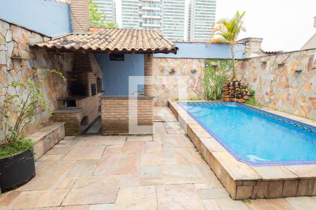 Casa à venda com 300m², 6 quartos e 5 vagasÁrea de Lazer - Piscina
