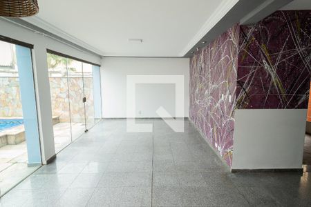 Casa à venda com 300m², 6 quartos e 5 vagasÁrea de Lazer