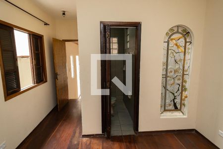 Casa à venda com 300m², 6 quartos e 5 vagasSuíte 2