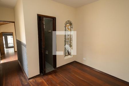 Casa à venda com 300m², 6 quartos e 5 vagasSuíte 2