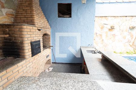 Casa à venda com 300m², 6 quartos e 5 vagasÁrea de Lazer - Churrasqueira 