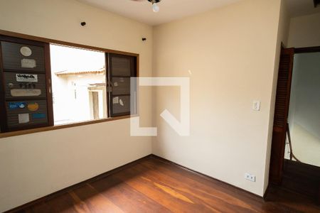 Casa à venda com 300m², 6 quartos e 5 vagasSuíte 3