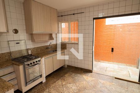 Casa à venda com 300m², 6 quartos e 5 vagasCozinha