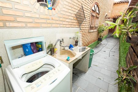 Casa para alugar com 440m², 4 quartos e 8 vagasÁrea de serviço