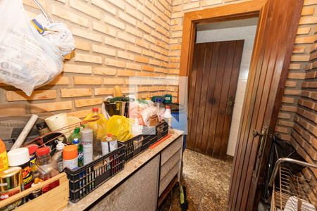 Casa para alugar com 440m², 4 quartos e 8 vagasDespensa