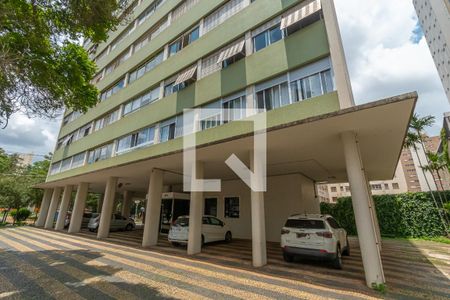 Apartamento para alugar com 165m², 3 quartos e 1 vagaFachada e portaria