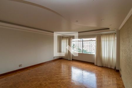 Sala de Estar de apartamento para alugar com 3 quartos, 165m² em Cambuí, Campinas