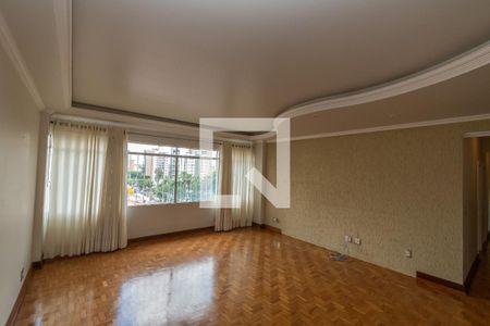 Sala de Estar de apartamento para alugar com 3 quartos, 165m² em Cambuí, Campinas
