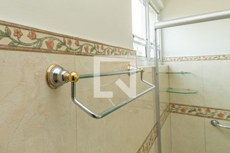 Apartamento para alugar com 165m², 3 quartos e 1 vagaDetalhe Banheiro da Suíte