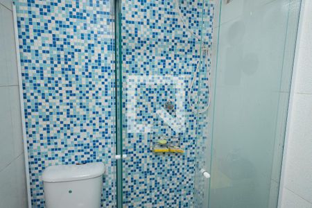 Casa à venda com 220m², 3 quartos e 3 vagas Casa à venda com 220m², 3 quartos e 3 vagasBanheiro - Suíte 2