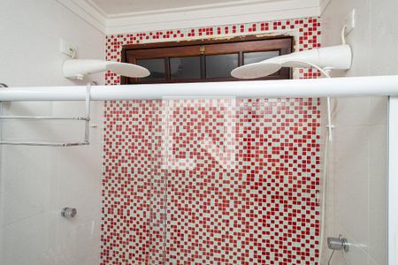 Casa à venda com 220m², 3 quartos e 3 vagas Casa à venda com 220m², 3 quartos e 3 vagasBanheiro Social