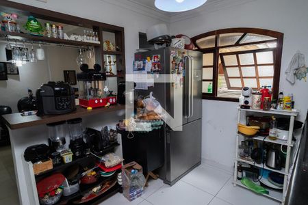 Casa à venda com 220m², 3 quartos e 3 vagas Casa à venda com 220m², 3 quartos e 3 vagasCozinha