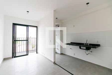 Sala / Cozinha de kitnet/studio para alugar com 1 quarto, 32m² em Vila Mafra, São Paulo