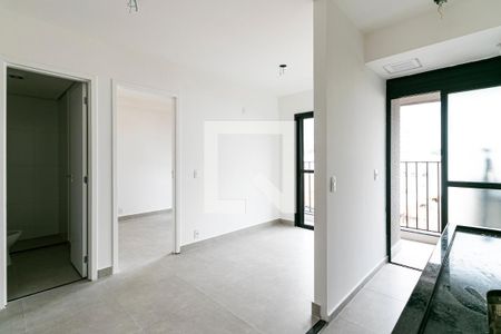 Sala / Cozinha de kitnet/studio para alugar com 1 quarto, 32m² em Vila Mafra, São Paulo