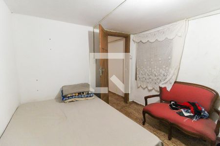 Casa à venda com 240m², 3 quartos e sem vaga Casa à venda com 240m², 3 quartos e sem vagaQuarto casa 2