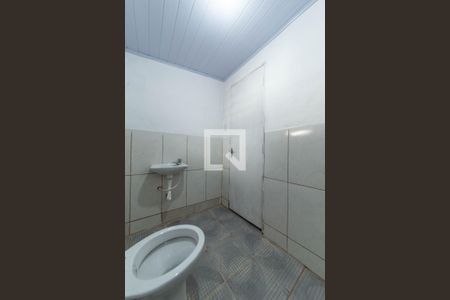 Casa para alugar com 40m², 1 quarto e sem vaga Casa para alugar com 40m², 1 quarto e sem vagaBanheiro