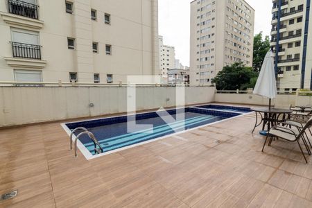 Apartamento à venda com 256m², 4 quartos e 6 vagasÁrea comum - Piscina