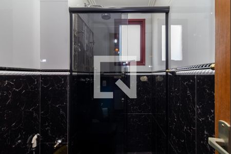 Apartamento à venda com 256m², 4 quartos e 6 vagasBanheiro Suíte 2 e 3