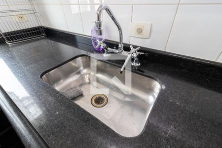 Apartamento à venda com 256m², 4 quartos e 6 vagasCozinha