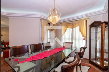 Apartamento à venda com 256m², 4 quartos e 6 vagasSala de Jantar