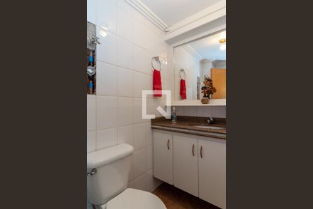 Apartamento à venda com 256m², 4 quartos e 6 vagasBanheiro 6