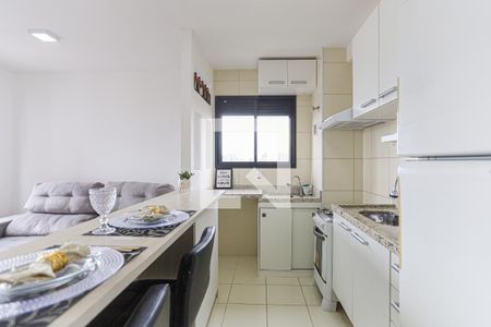 Apartamento para alugar com 38m², 1 quarto e 1 vaga Apartamento para alugar com 38m², 1 quarto e 1 vagaCozinha e Área de Serviço