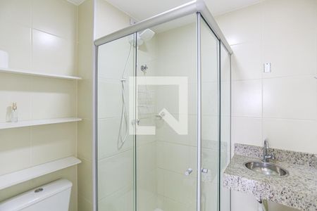 Banheiro de apartamento para alugar com 1 quarto, 38m² em Presidente Altino, Osasco