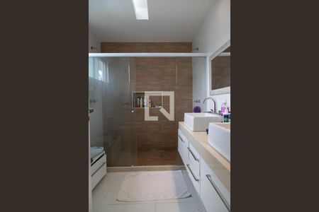 Casa de condomínio à venda com 270m², 3 quartos e 1 vagaBanheiro do Quarto 3