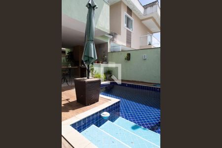 Casa de condomínio à venda com 270m², 3 quartos e 1 vagaÁrea Gourmet