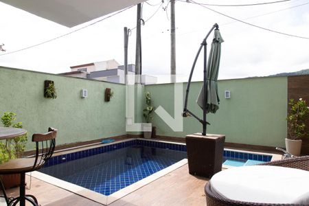 Casa de condomínio à venda com 270m², 3 quartos e 1 vagaÁrea Gourmet