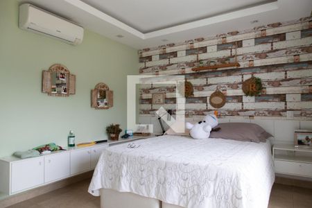 Casa de condomínio à venda com 270m², 3 quartos e 1 vagaDormitório 3