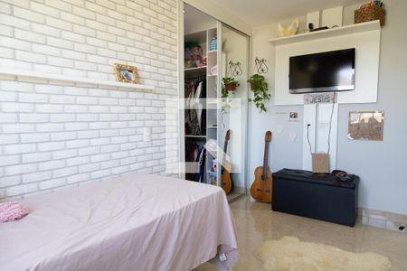 Casa de condomínio à venda com 270m², 3 quartos e 1 vagaDormitório 2