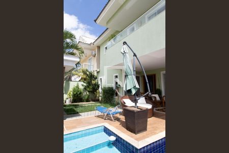 Casa de condomínio à venda com 270m², 3 quartos e 1 vagaÁrea Gourmet