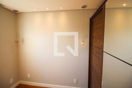 Quarto 1 de apartamento para alugar com 2 quartos, 40m² em Jardim Nossa Senhora do Carmo, São Paulo