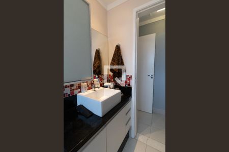 Banheiro de casa à venda com 1 quarto, 250m² em Caxingui, São Paulo