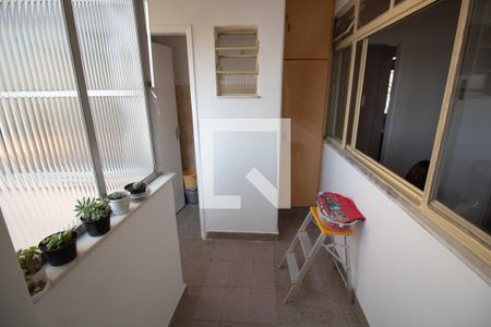 Apartamento à venda com 100m², 2 quartos e 1 vaga Apartamento à venda com 100m², 2 quartos e 1 vagaÁrea de Serviço