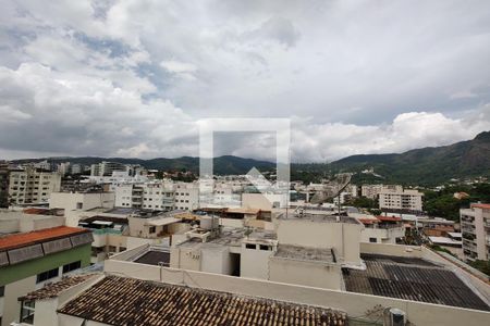 Apartamento à venda com 70m², 2 quartos e 1 vagaVista