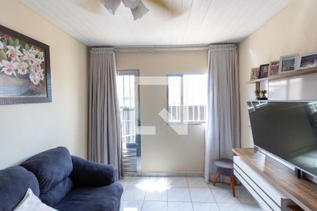 Sala de casa à venda com 3 quartos, 120m² em Vila Granada, São Paulo