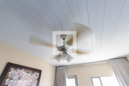 Sala de casa à venda com 3 quartos, 120m² em Vila Granada, São Paulo