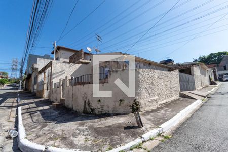 Casa à venda com 120m², 3 quartos e 2 vagasFachada
