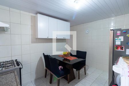 Casa à venda com 120m², 3 quartos e 2 vagasCozinha