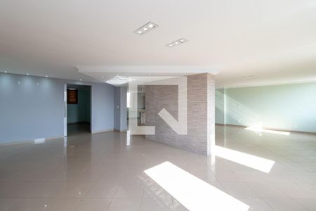 Apartamento à venda com 285m², 4 quartos e 2 vagasSala de TV