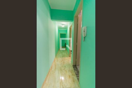 Corredor de casa para alugar com 3 quartos, 110m² em Vila Paulo Silas, São Paulo
