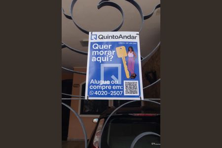 Casa à venda com 240m², 3 quartos e 2 vagasFachada