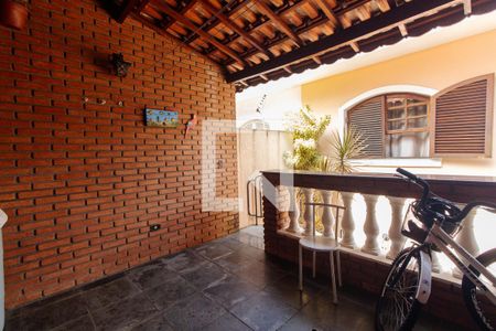 Casa à venda com 240m², 3 quartos e 2 vagasChurrasqueira