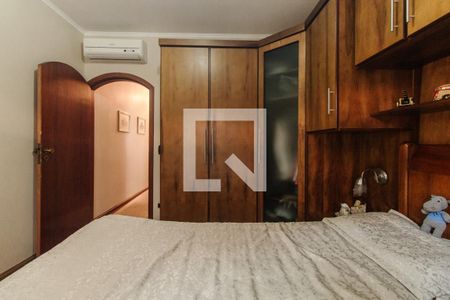 Casa à venda com 240m², 3 quartos e 2 vagasQuarto 3