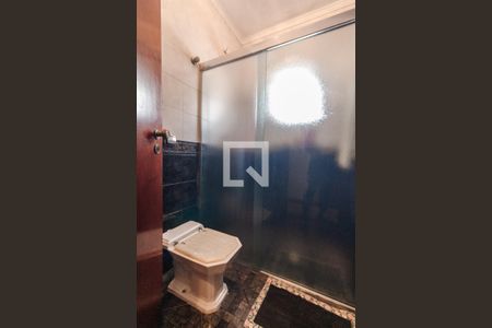 Casa à venda com 240m², 3 quartos e 2 vagasBanheiro do quarto 1