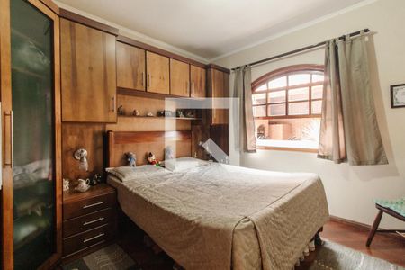 Casa à venda com 240m², 3 quartos e 2 vagasQuarto 3