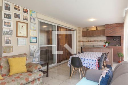 Apartamento à venda com 168m², 4 quartos e 2 vagasVaranda