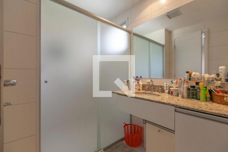 Apartamento à venda com 168m², 4 quartos e 2 vagasBanheiro do Quarto 3